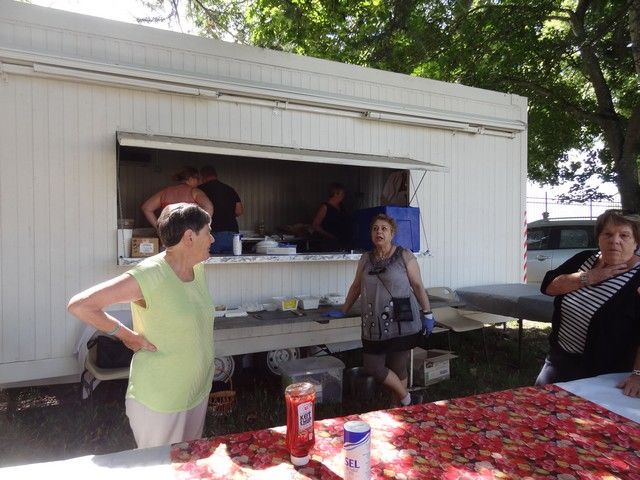 2022 vide grenier (11).jpg